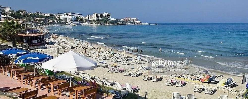 Rosy Pension Kuşadası 2*,